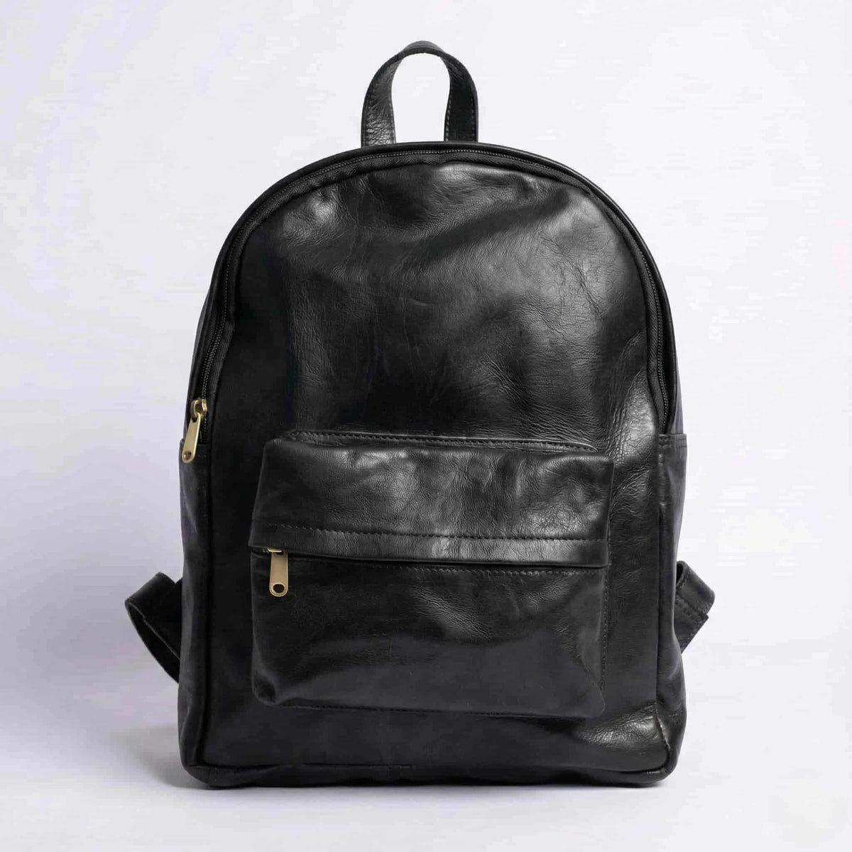 Minimalist Leather Backpack – Slim Everyday Daypack